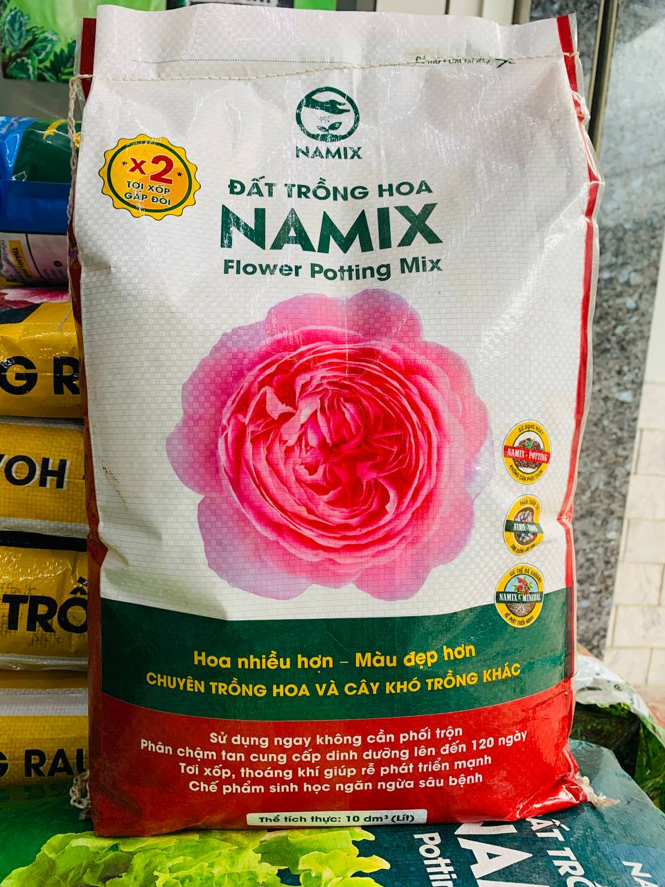 Đất Trồng Hoa Hồng Cao Cấp bao 10dm3, bao nhỏ tiện lợi ~6kg/bao