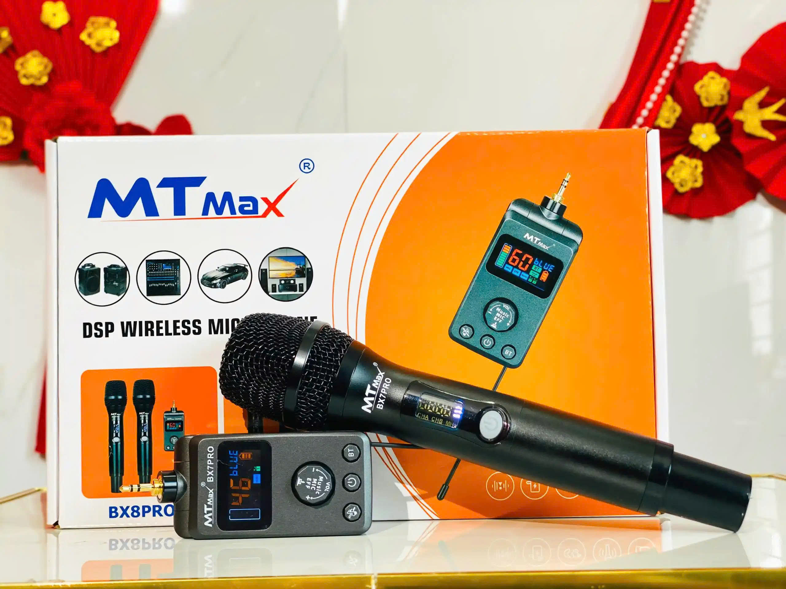 Micro Karaoke MTMAX BX7 Pro Không Dây Đa Năng - Chuyên Dụng Cho Loa Di Động, Xe Ôtô, Loa Kéo, Amply Kết Nối Tới 10M, Đầu Thu Tích Hợp Bluetooth Biến Loa, Amply Cũ Thành Thiết Bị Bluetooth Thông Minh. hàng nhập khẩu