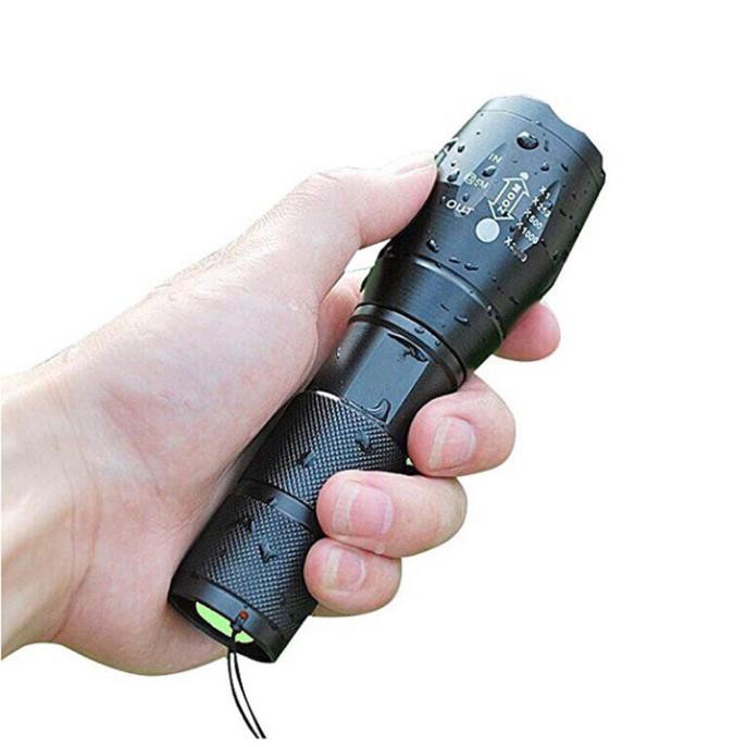 Đèn pin siêu sáng cầm tay xml t6  led cầm tay chống nước chiếu xa sạc điện..