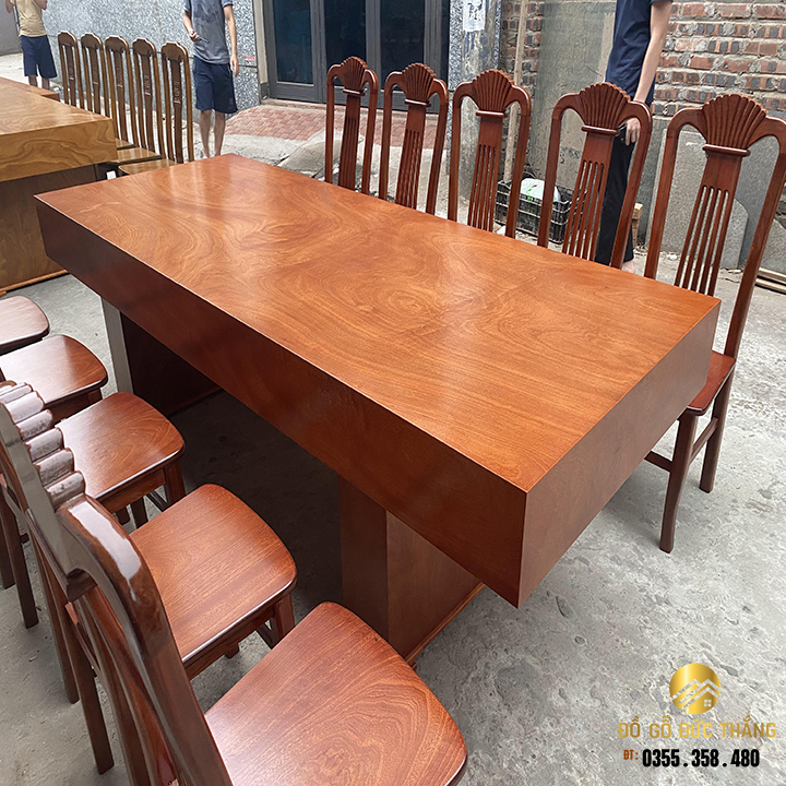 Bàn 10 ghế gỗ hương đá nam phi