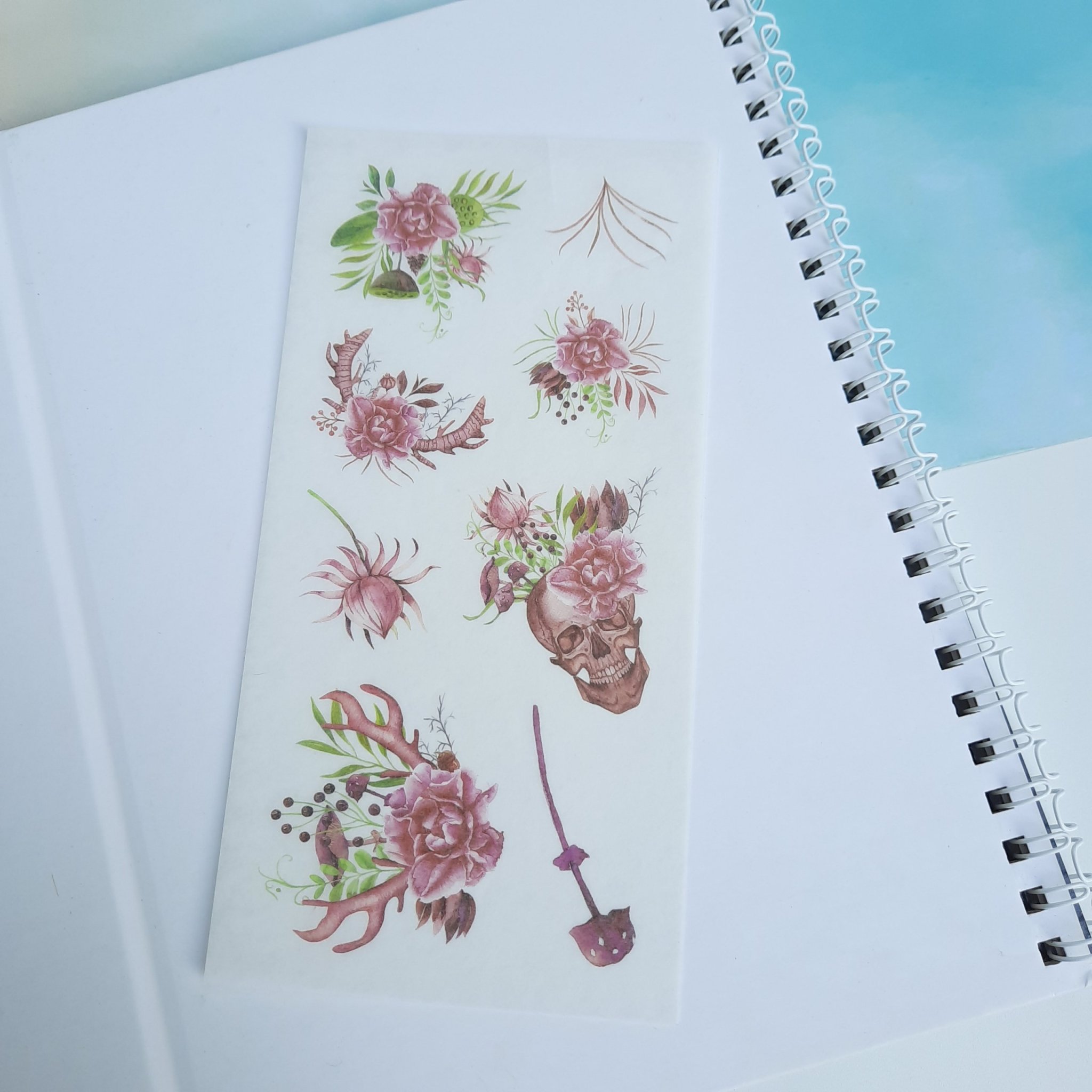 Bộ 6 Tấm Sticker Vườn Hoa Ma Quái