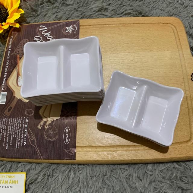 Dĩa chấm 2 ngăn vuông màu trắng 10c