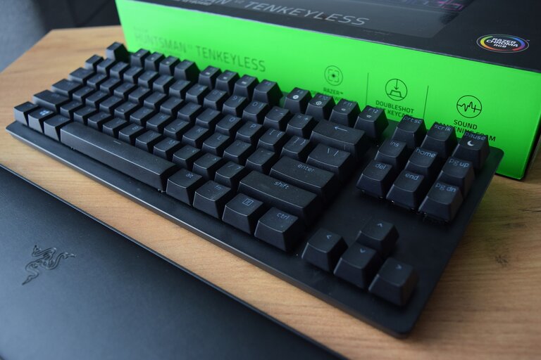 Bàn phím Razer Huntsman V2 Tenkeyless-Optical Gaming Keyboard_Hàng chính hãng