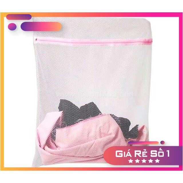 Túi lưới giặt bảo vệ quần áo và lồng giặt.Size to 60x60cm.