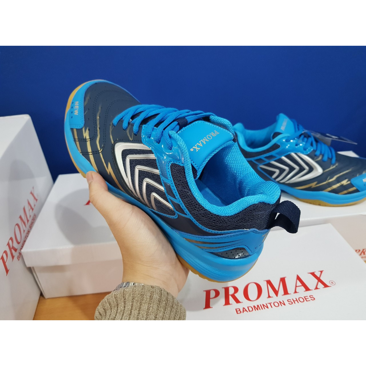 Giày cầu lông PROMAX PR-20018 màu xanh đen