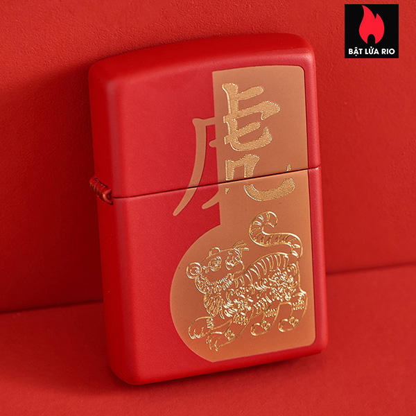 Bật Lửa Zippo 49701 – Zippo Year of the Tiger Design Red Matte