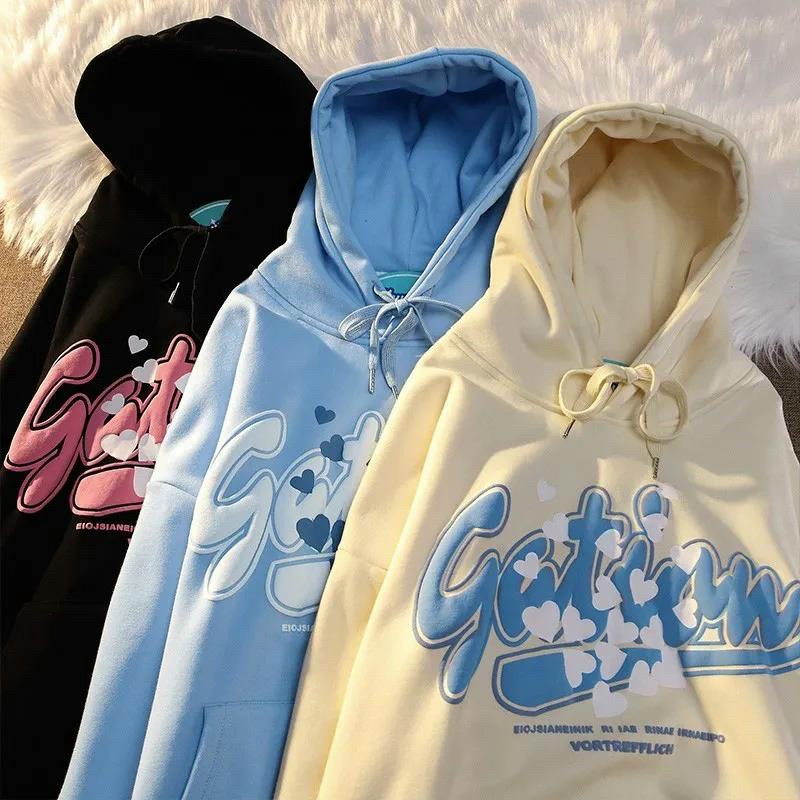 Áo Khoác Hoodie Nam Nữ Chui Đầu Logo In Chữ Nổi Phối Hình Tim Có Nón 2 Lớp Che Nắng Cực Tốt TP