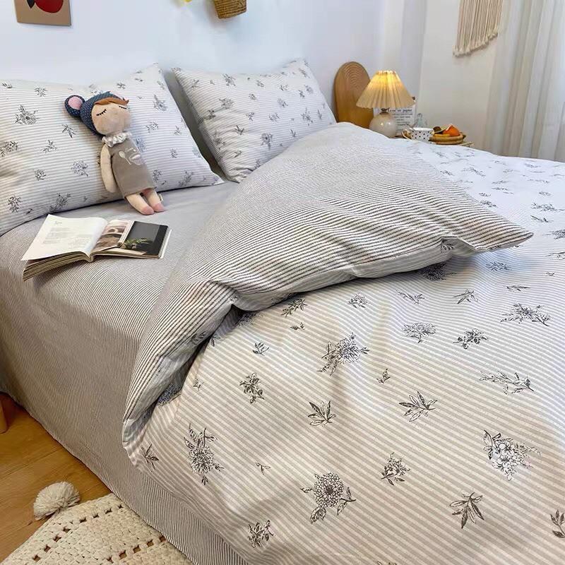 Set Chăn Ga Gối Cotton Living 100%cotton Hàng Nhập Khẩu Cao Cấp 4 Món Hoa Nhí Trắng Vintage