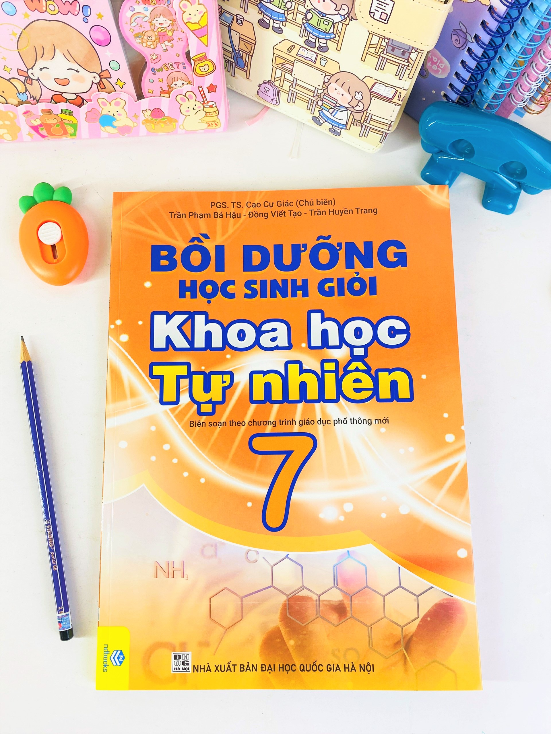 Bồi Dưỡng Học Sinh Giỏi Khoa Học Tự Nhiên 7 - Biên soạn theo chương trình GDPT mới - ndbooks