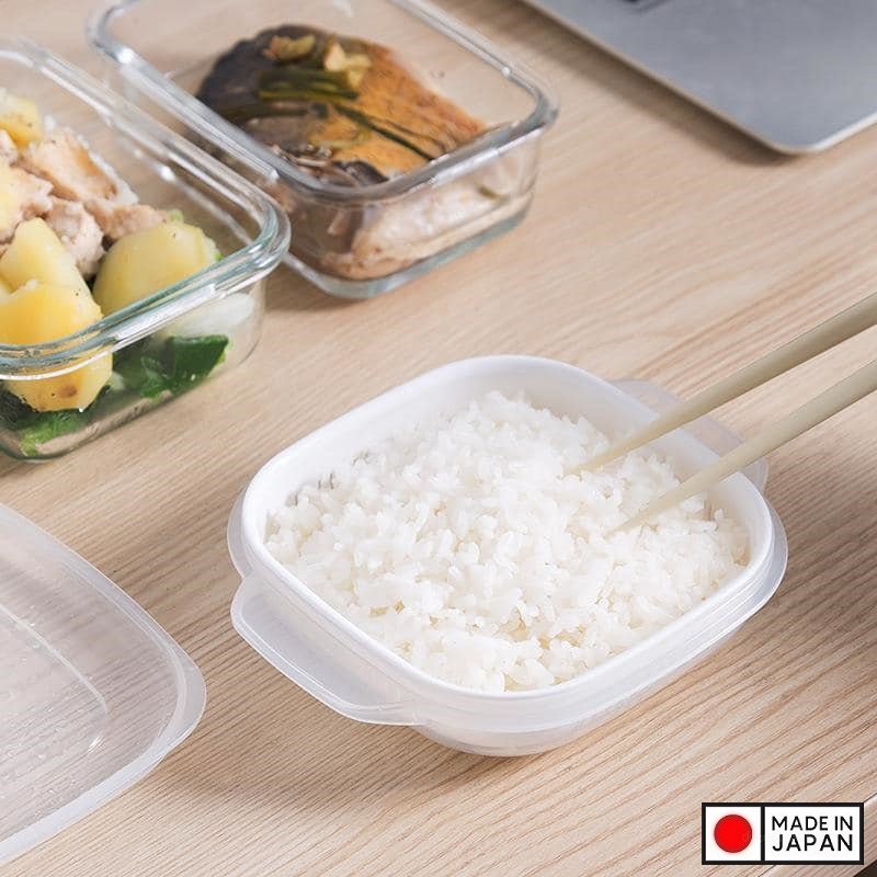 Hộp hấp thực phẩm dùng trong lò vi sóng Plump Pack A 340ml - Made in Japan