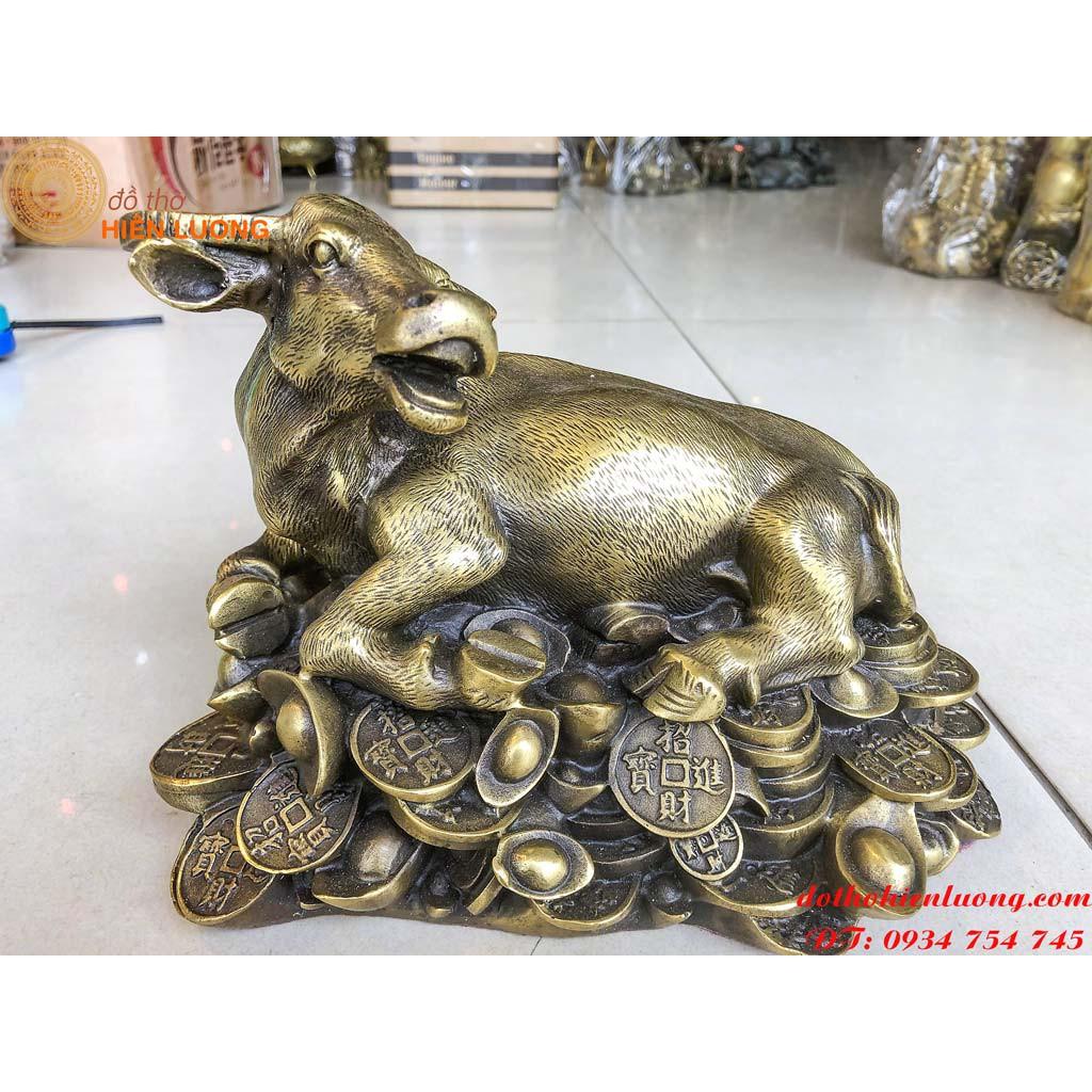 Tượng Trâu Nằm Bệ Vàng Bằng Đồng – Quà Tặng Trâu Phong Thủy