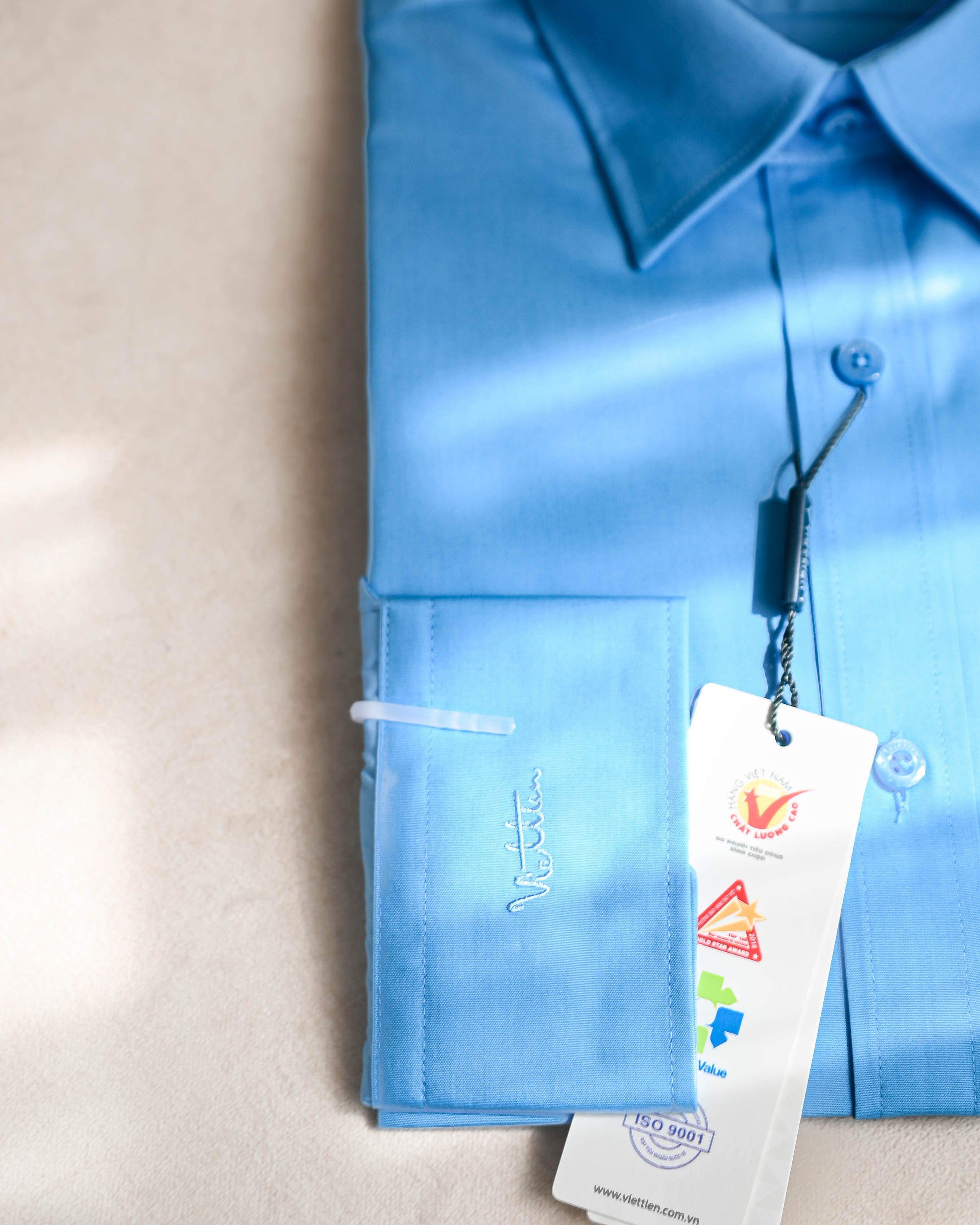 Áo sơ mi Việt Tiến tay dài màu L.Blue nam