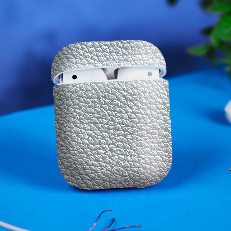 Miếng dán skin chống bẩn cho tai nghe AirPods in hình Vân Da - Da026 (bản không dây 1 và 2)