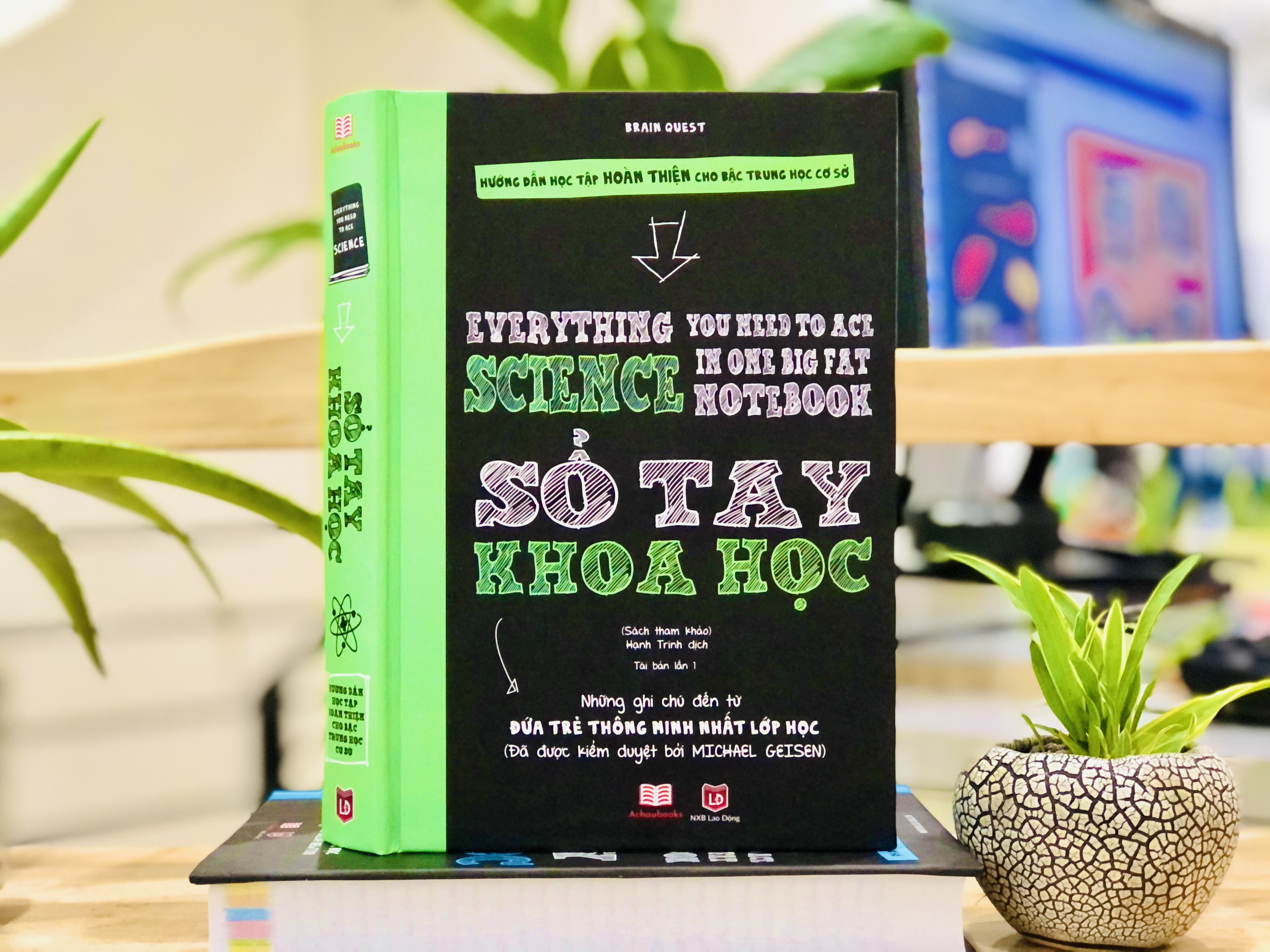 Sách Sổ Tay Hoá Học Và Sổ Tay Khoa Học Tiếng Việt ( Big Fat Fotebooks ) - Á Châu Books Bìa Cứng In Màu, Tổng Hợp Kiến Thức Khoa Học Và Hóa Học Cho Học Sinh THCS Và THPT