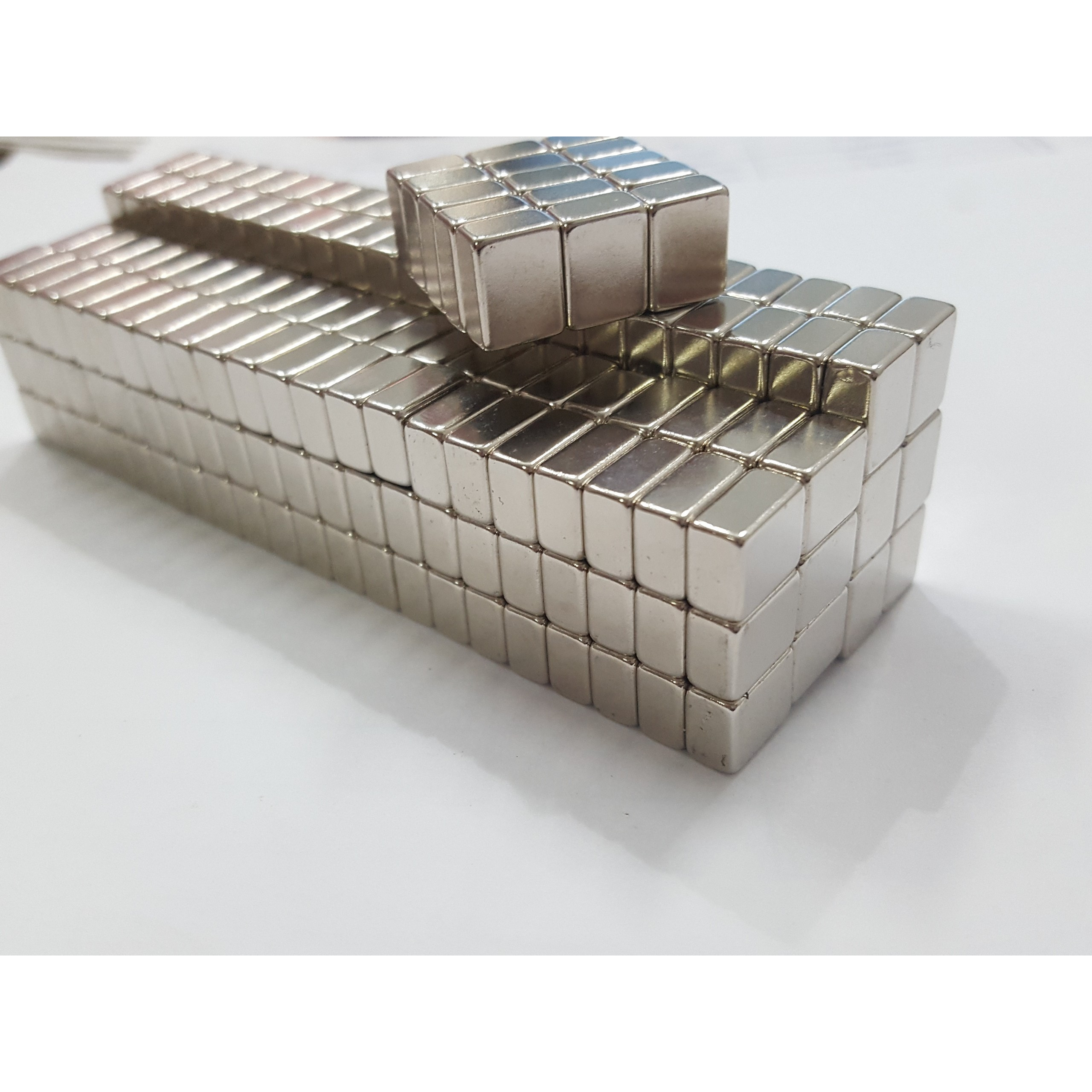 Nam châm viên 10x8x5mm - 20 viên