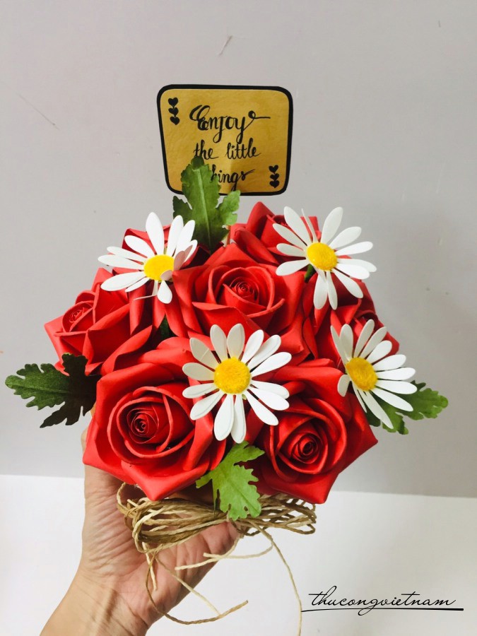 Chậu hoa hồng giấy đất nung