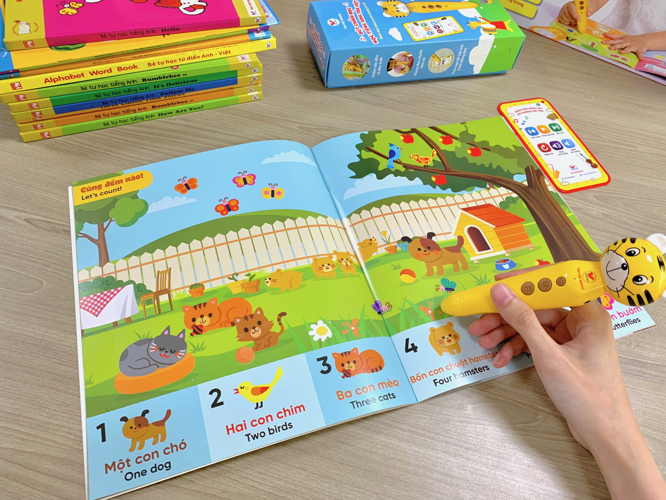 Bút Chấm Đọc: Học Tiếng Anh - Đánh Thức Năng Lực Phi Thường Từ Trẻ Thơ