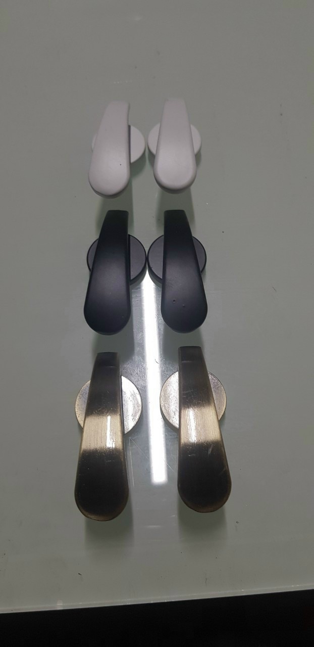 Nút vén rèm cao cấp