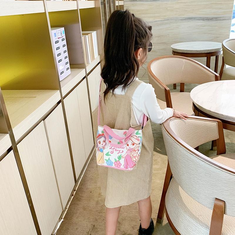 Túi Đeo Chéo Bé Gái Bé Trai Họa Tiết Hoạt Hình Xinh Xắn Túi Xách Cho Bé Đáng Yêu Phong Cách Hàn Quốc PK100