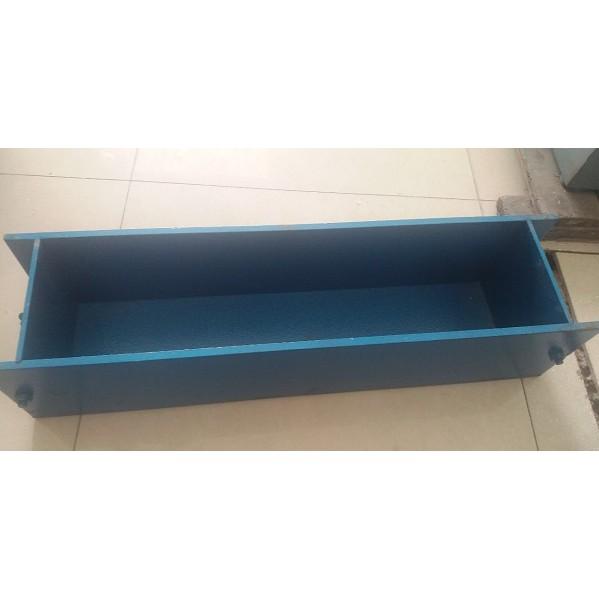 Khuôn đúc mẫu bê tông bằng thép 150x150x600mm