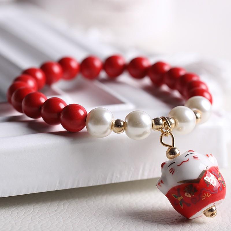 Vòng tay mèo may mắn