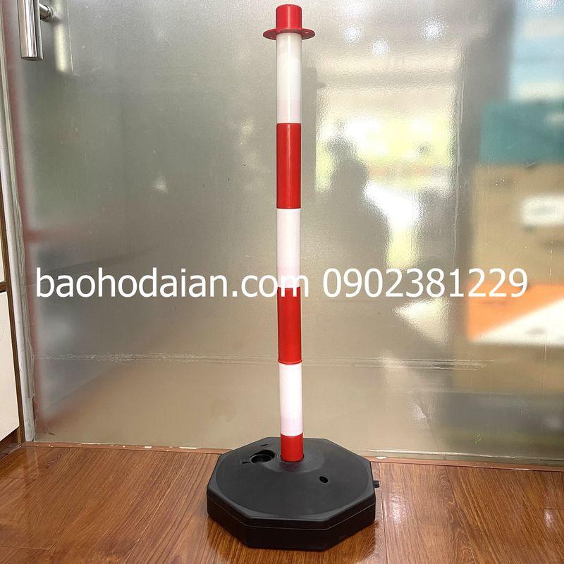 Trục nhựa gắn dây xích tiêu chuẩn CE cao 83cm