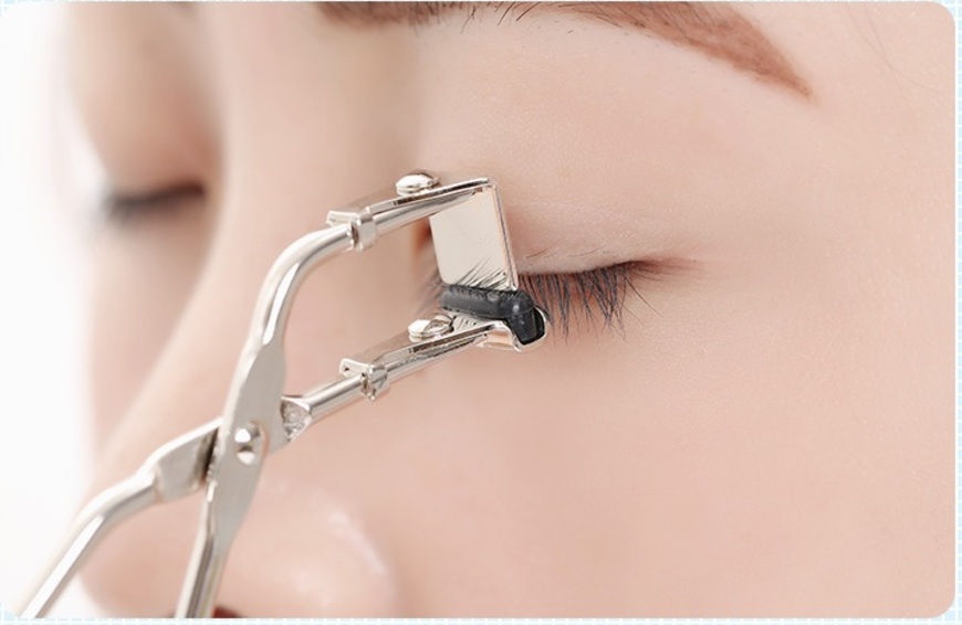 Dụng Cụ Bấm Mi, Kẹp Cong Mi Siêu Tiện Lợi