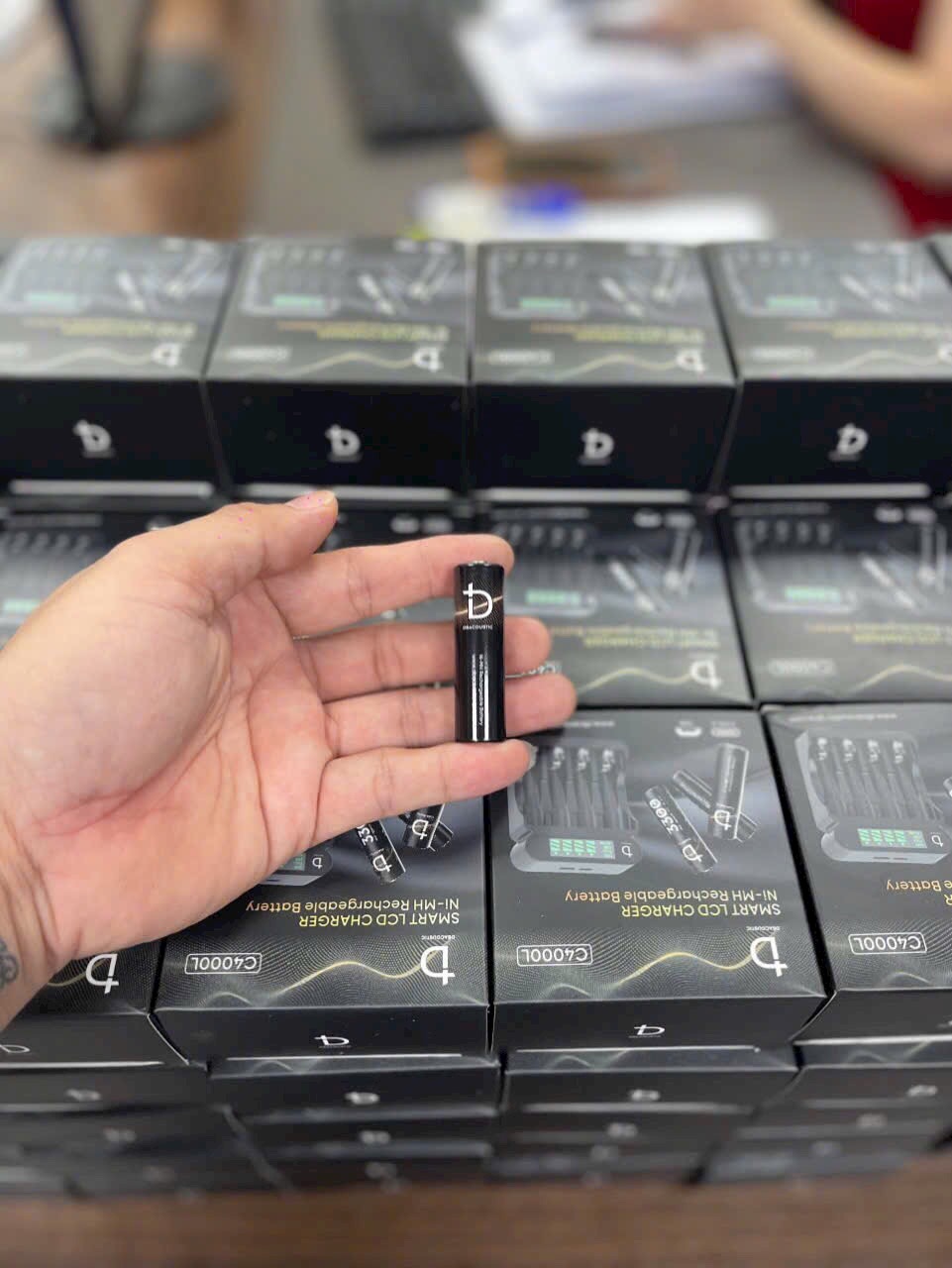 Combo Pin sạc AA micro db acoustic 3300mah, dock sạc db acoustic 4 slot