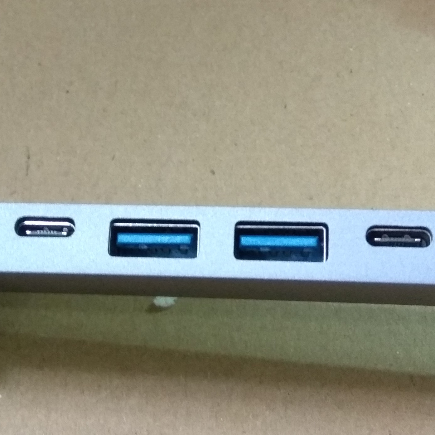 Cáp chuyển Thunderbolt 3 ra 7 cổng HDMI/ USB/ PD/ Thẻ nhớ TF, SD cho Macbook - TTH70558