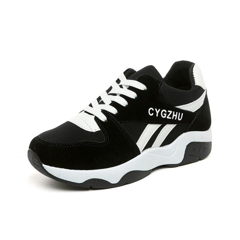 Giày thể thao nữ