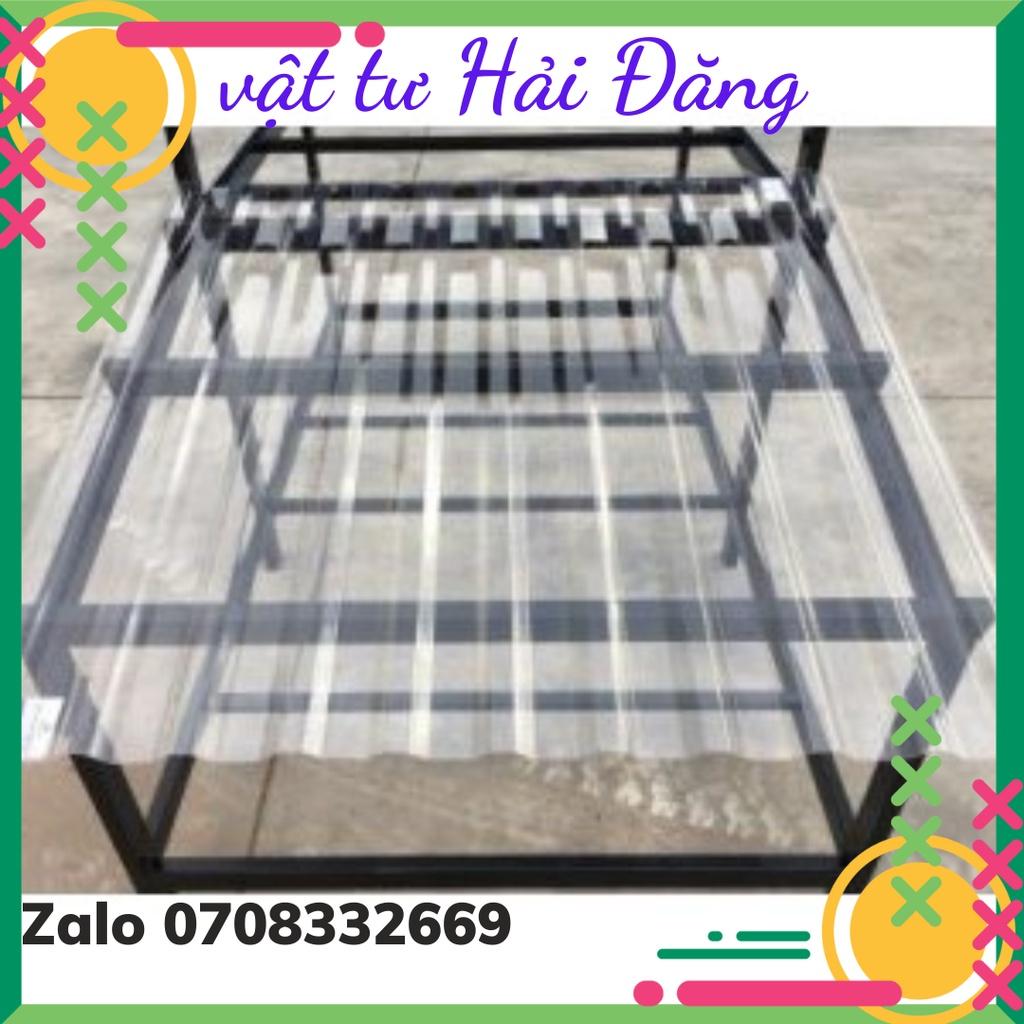 Tôn nhựa lấy sáng poly màu TRẮNG TRONG SUỐT loại bền đẹp