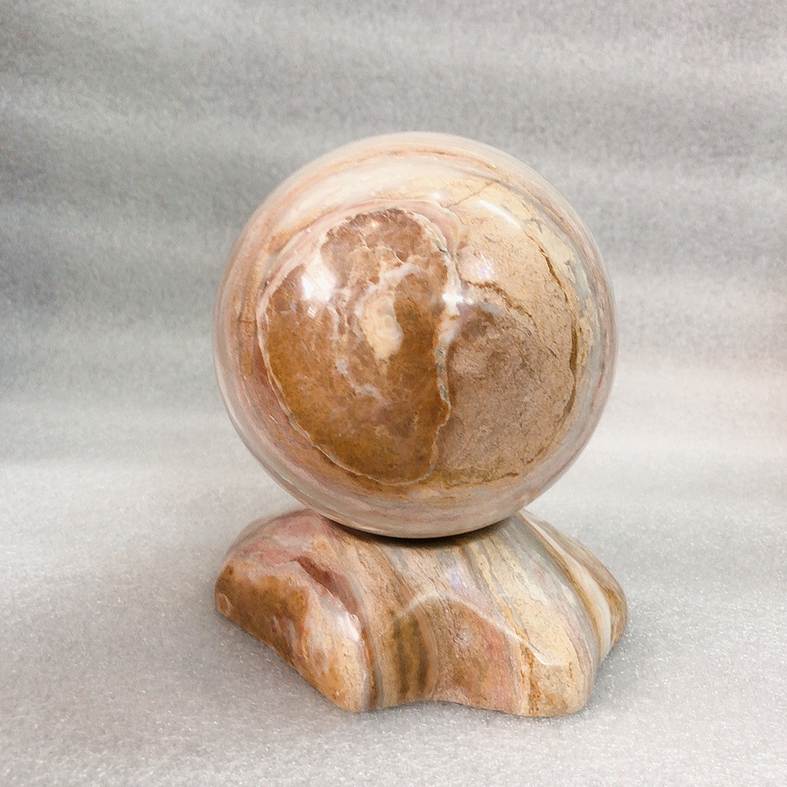 Cầu bi phong thủy đá tự nhiên 100% canxit nhiều màu dịu đá Việt Nam