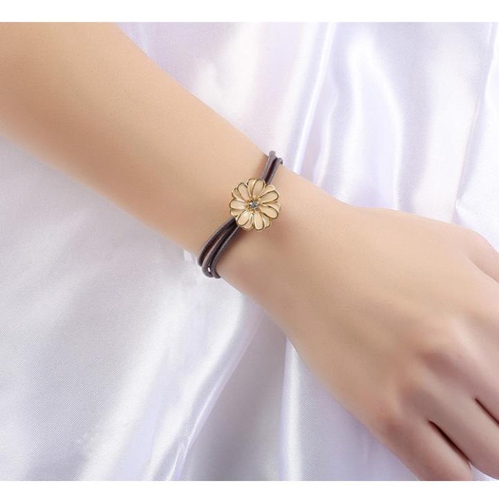 Cột tóc hình bông hoa và con ong đẹp mạ vàng