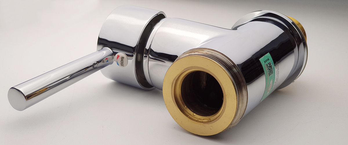 Vòi rửa chén nóng lạnh cần lò xo Đồng mạ Chrome Eurolife EL-KM03