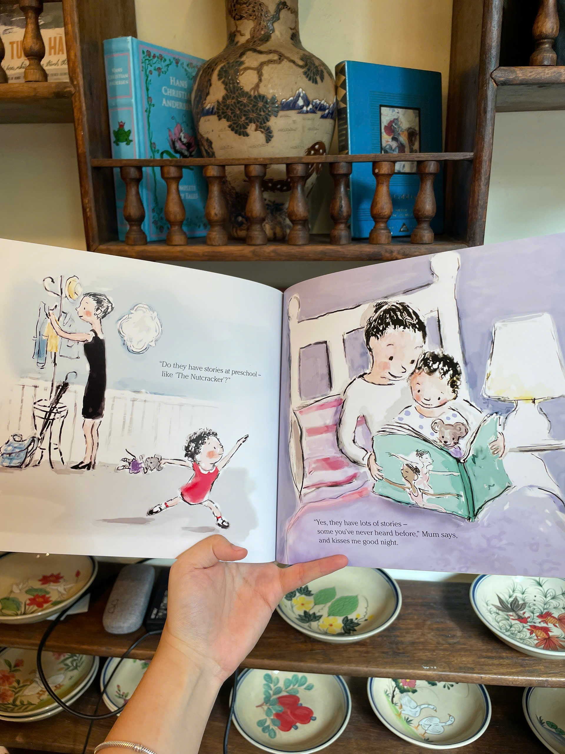 Sách - Pearl Goes to School by Julie Fortenberry - Children Picture book in English - Ngoại Văn