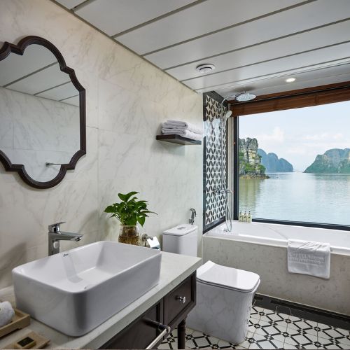 Khuyến Mại Cực Sốc Siêu Du Thuyền 5 Sao Capella Cruises Đẳng Cấp, Trải Nghiệm Chèo Thuyền Kayak Tại Vịnh Lan Hạ