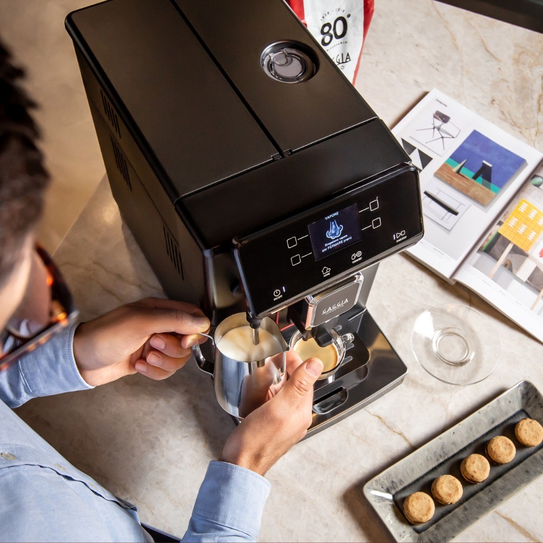 Máy pha cà phê tự động  GAGGIA MAGENTA PLUS. Hàng chính hãng