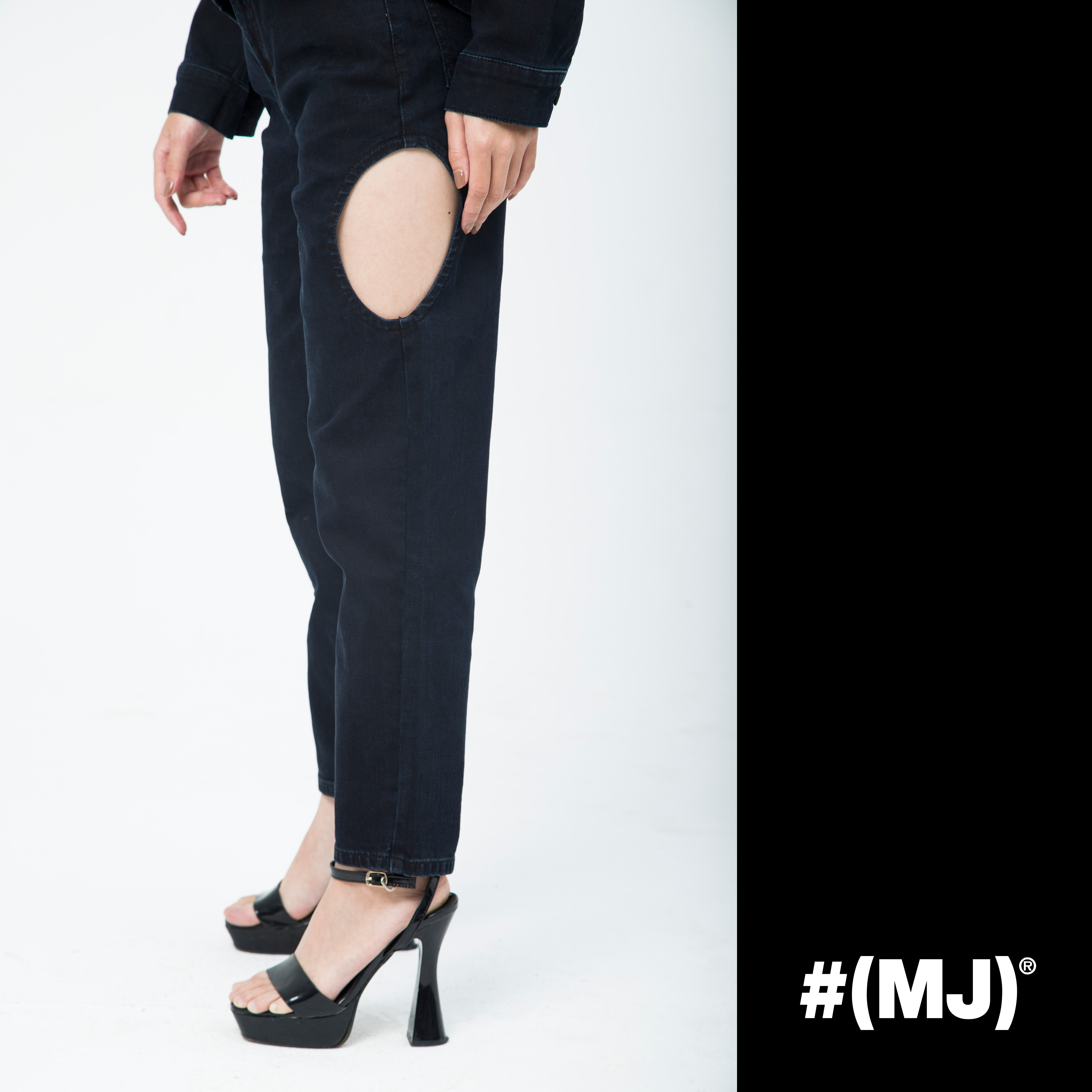 Quần jeans nữ lửng thời trang MESSI WJB0098