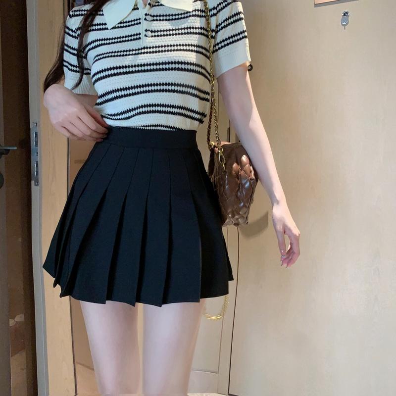 Áo len nữ Montoghi dệt kim Quảng Châu cổ phối nút họa tiết SỌC NGANG GỢN SÓNG thanh lịch và xinh xắn
