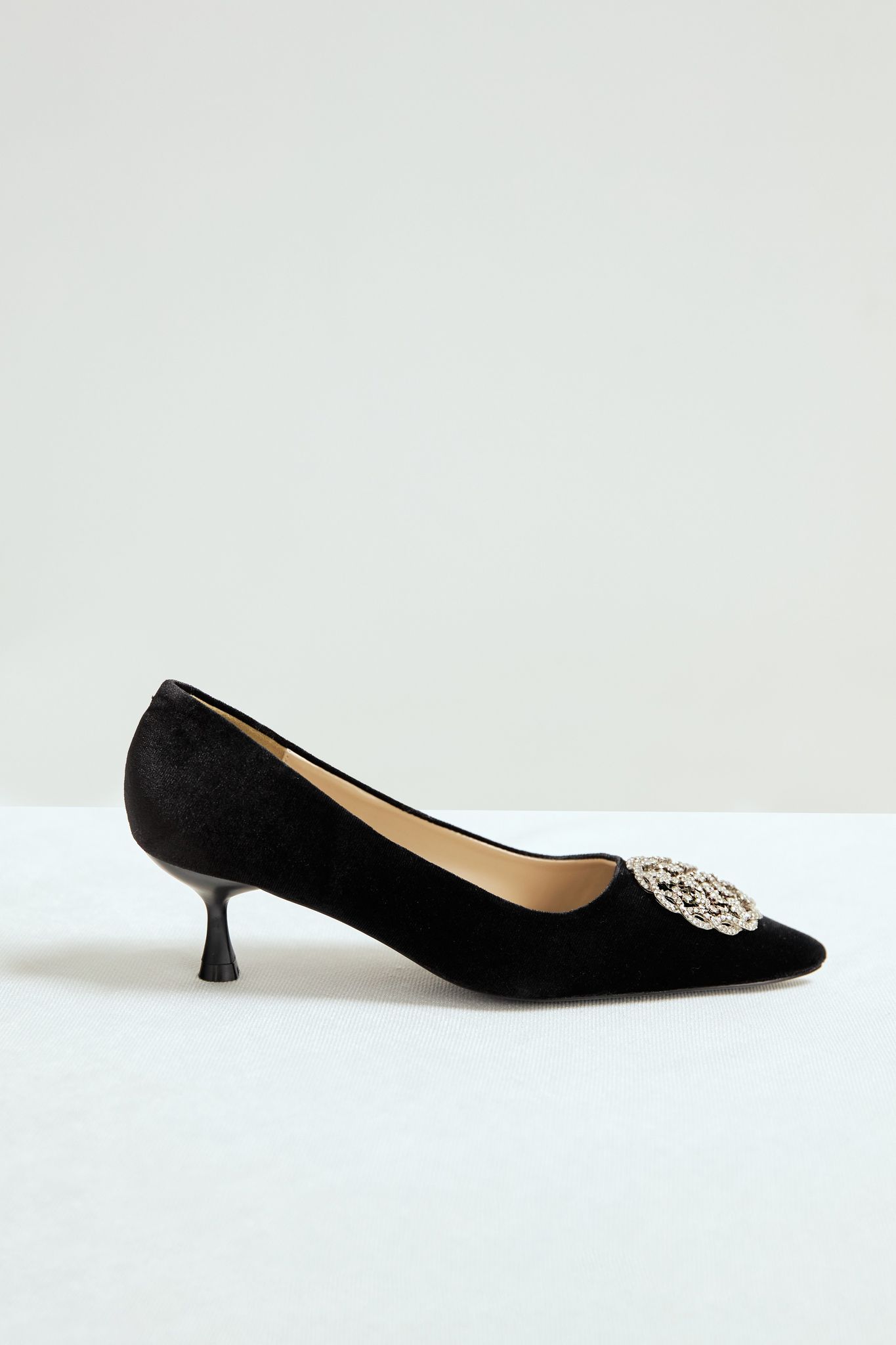 OLV - Giày Point Toe Pumps in Black