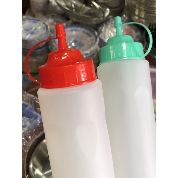 Bình đựng tương đen tương đỏ lớn 650ml có vòi nút đậy xịt tương tiện lợi