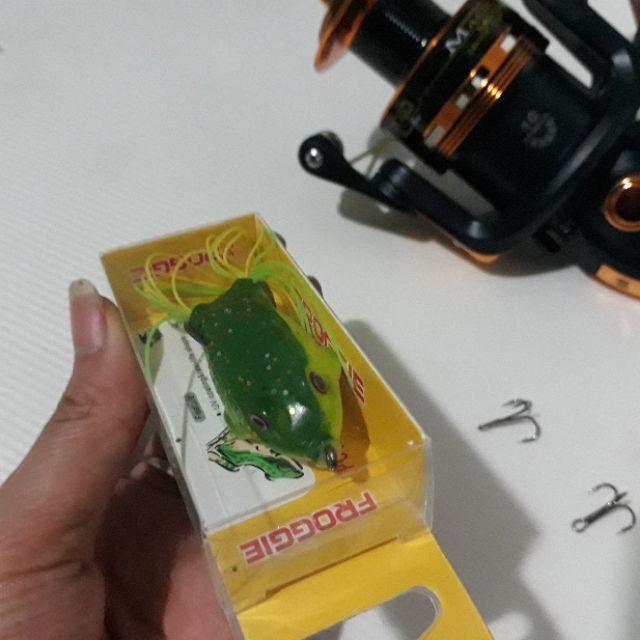 Máy câu 10 bạc đạn yolo ms tặng kèm nhái giả và lưỡi câu 3 tiêu câu cá lóc