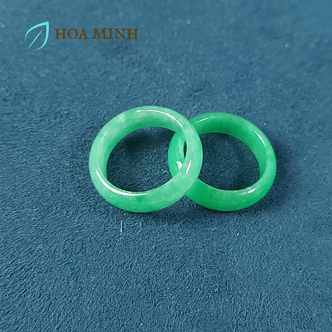 Nhẫn Cẩm Thạch xanh lá size 9 đường kính 19mm dày nhẫn 6.8 li không kén mệnh