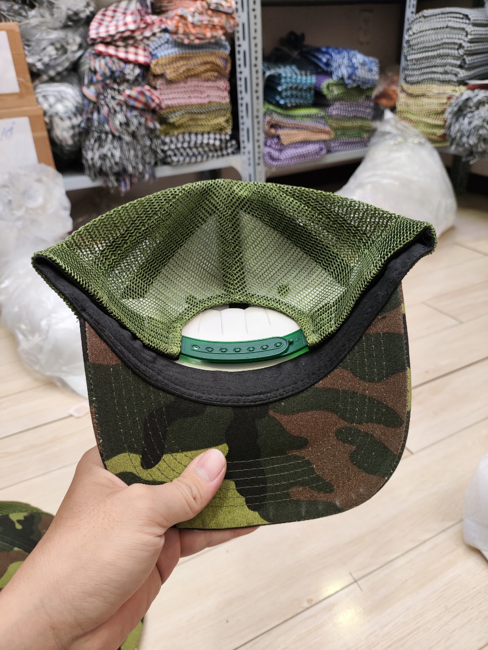 Nón Kết/Mũ Lưỡi Trai Phối Lưới Camo Unisex Non0607 xanh, Kết Cấu Đơn Giản, Màu Sắc Đa Dạng, Kiểu Dáng Năng Động Trẻ Trung.