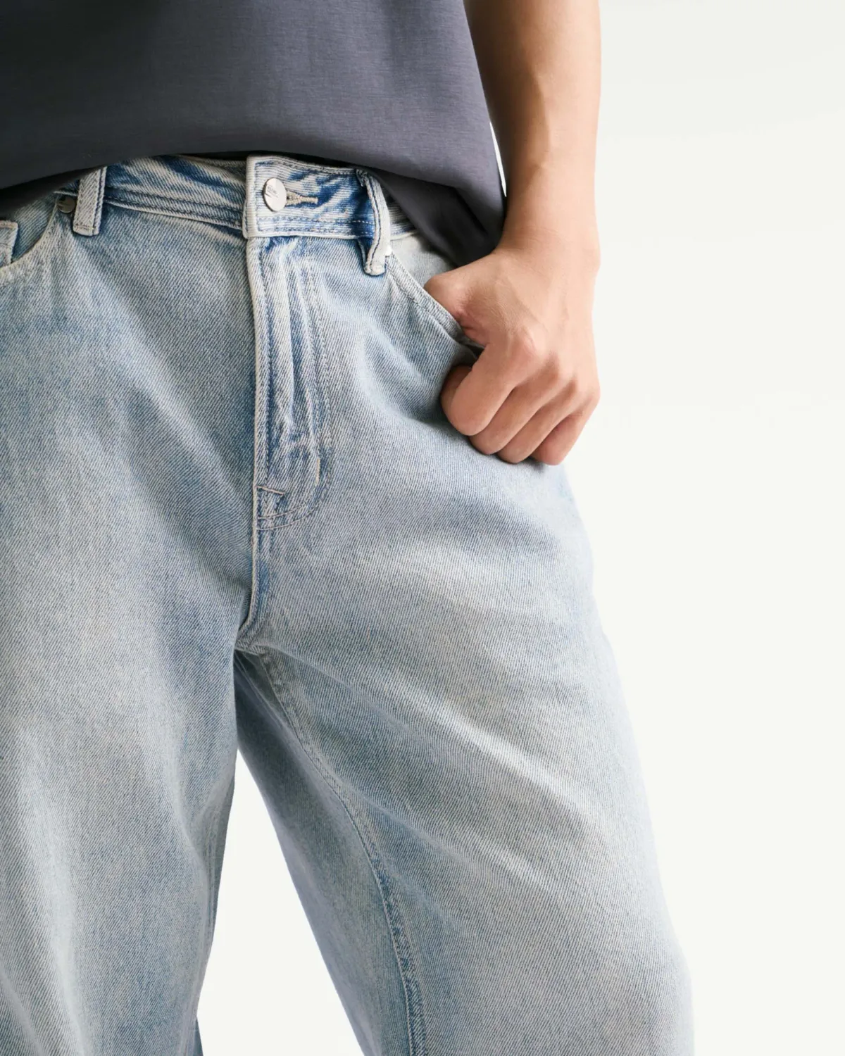 Quần Jean Nam Xanh Nhạt Form Regular - ROUTINE 10F25DPA010