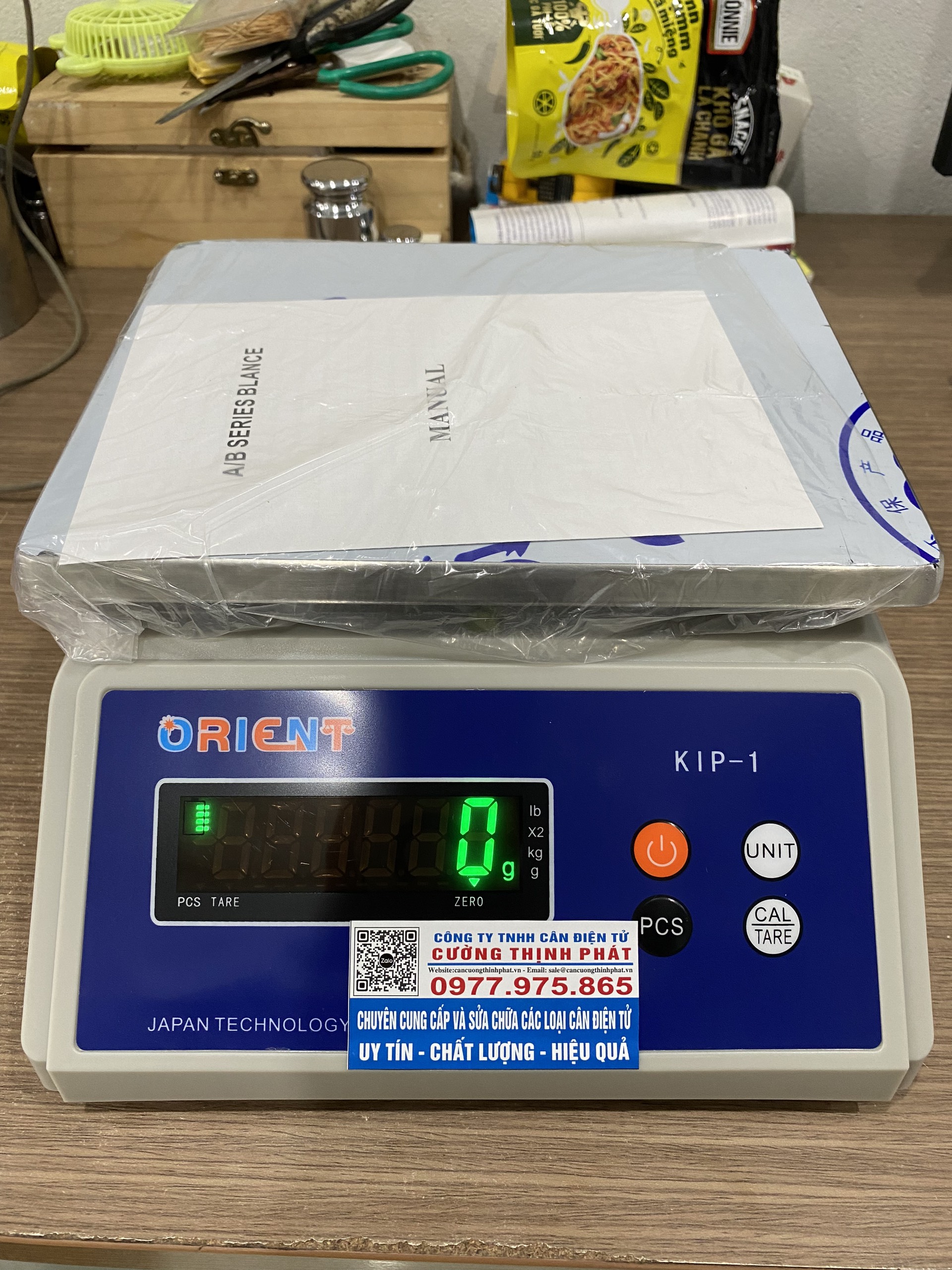 Cân Điện Tử KIP-1 CÂN CHỐNG NƯỚC 2 MẶT SỐ
