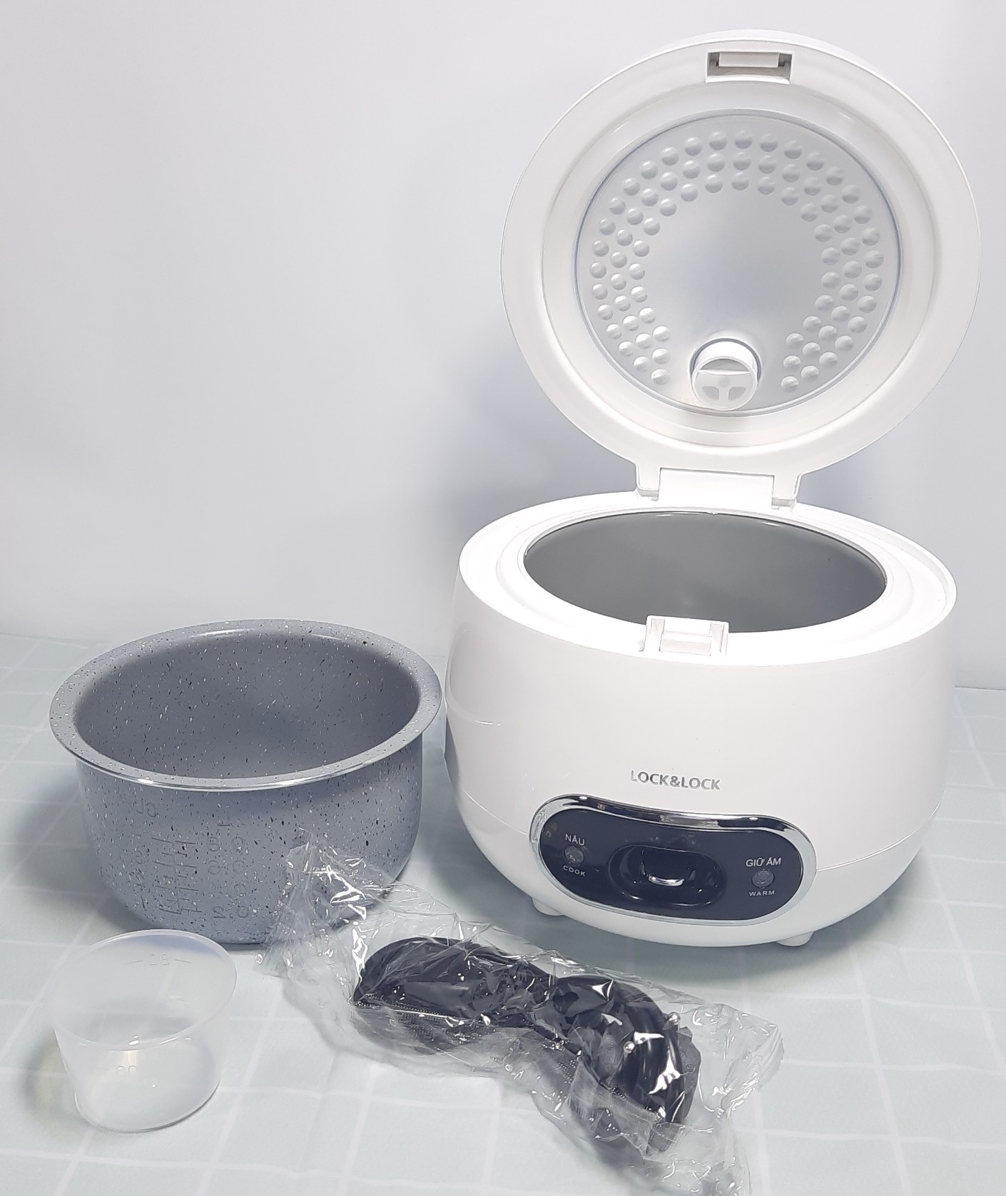Nồi cơm điện Lock &amp; Lock 0.8L màu trắng EJR426WHT, Hàng chính hãng, công suất 250W, lòng nồi phủ lớp chống dính-JoyMall