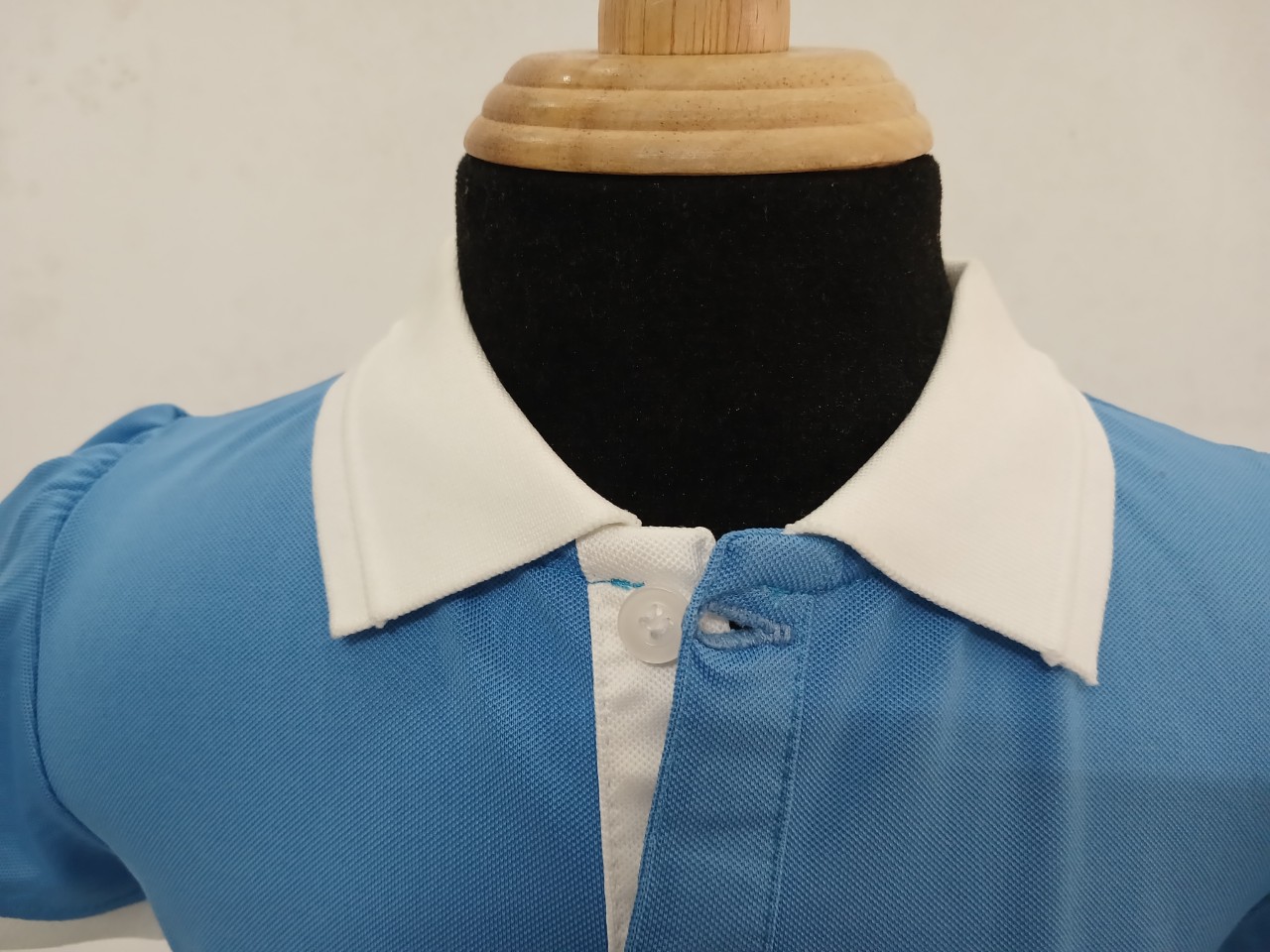 ĐẦM BÉ GÁI POLO XANH BIỂN BEE BÈO LAI