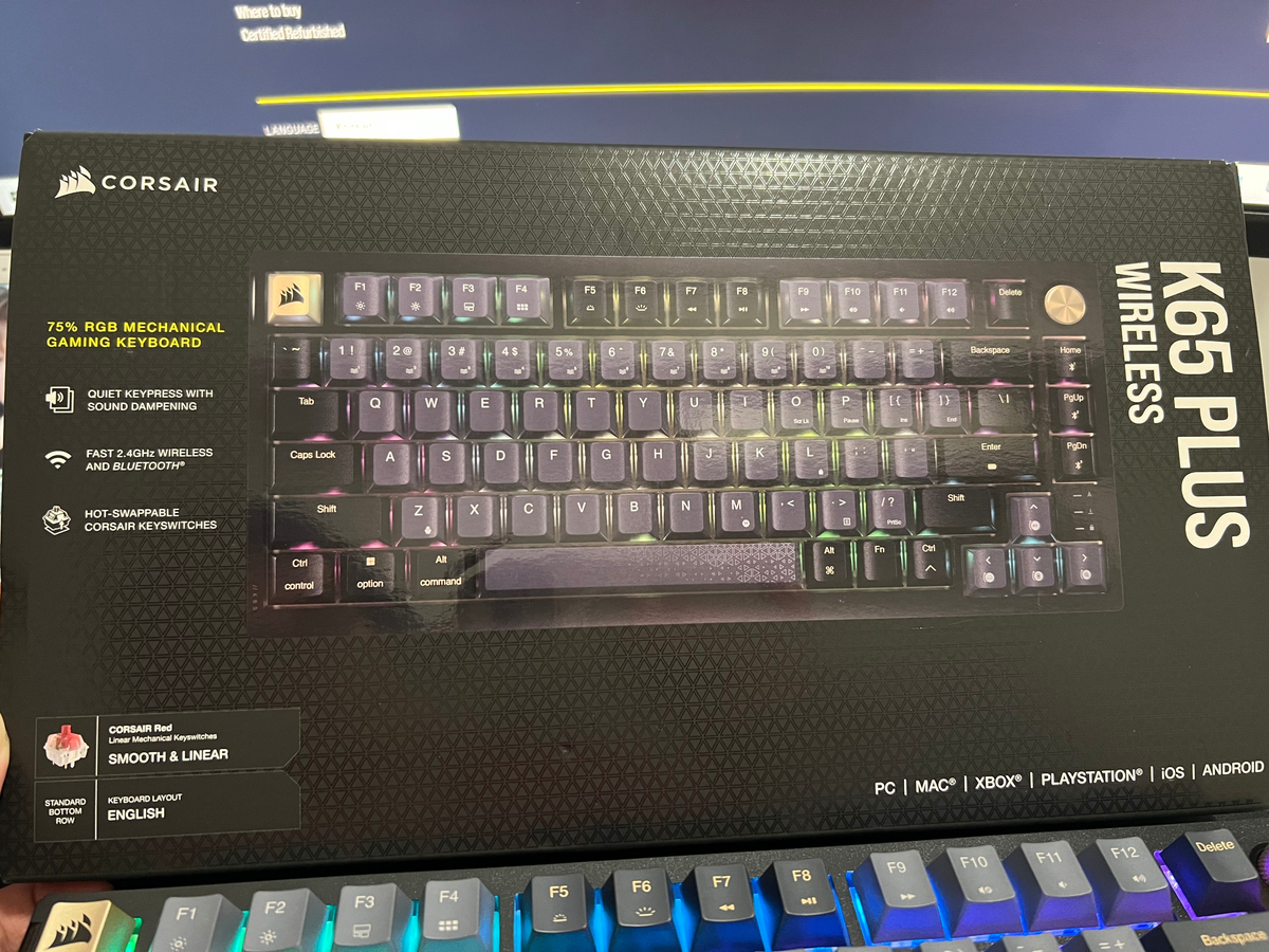 Bàn phím không dây Corsair K65 CSR RED-BLK-GLD (K65 Plus Wireless) - Hàng chính hãng