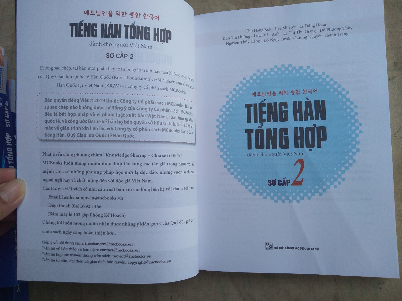 Tiếng Hàn Tổng Hợp Dành Cho Người Việt Nam - Sơ Cấp 2 Tặng Kèm Portcard Những Câu Nói Hay Của Người Nổi Tiếng